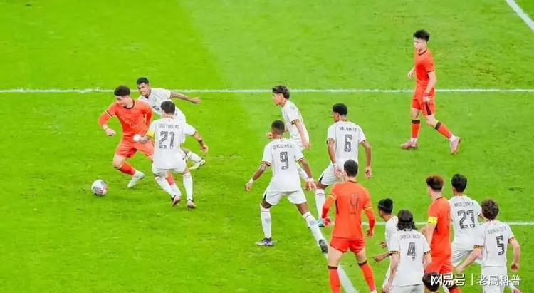 九游游戏排行榜2025瓦伦西亚迎欧超杯关键赛，关键战状态回暖，赛场秩序良好，纪律约束更严格的简单介绍
